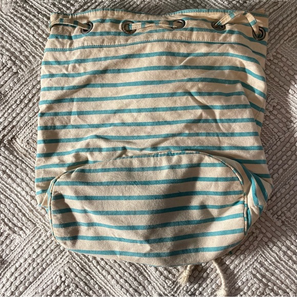 Roxy Blue and White Stripped Beach Bag - Picture 2 of 4